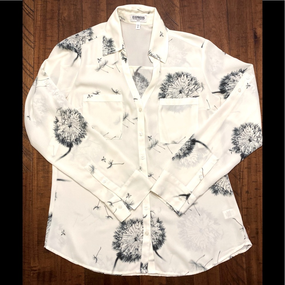 Express Portofino Slim Fit Dandelion Blouse